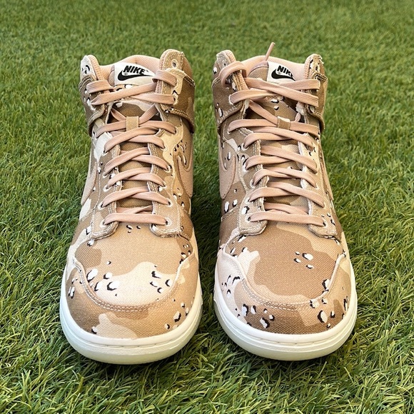 Nike Dunk High - Picture 2 of 5